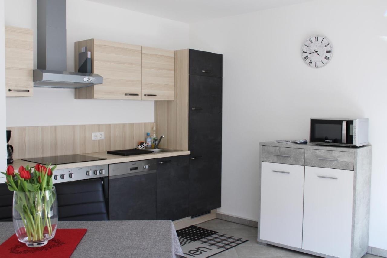 Apart Maria Jerzens Exterior foto